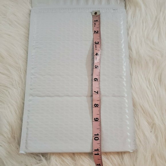 Bubble Pak Office 25 Bubble Pak 725 X 2 Self Sealing Poly Mailer